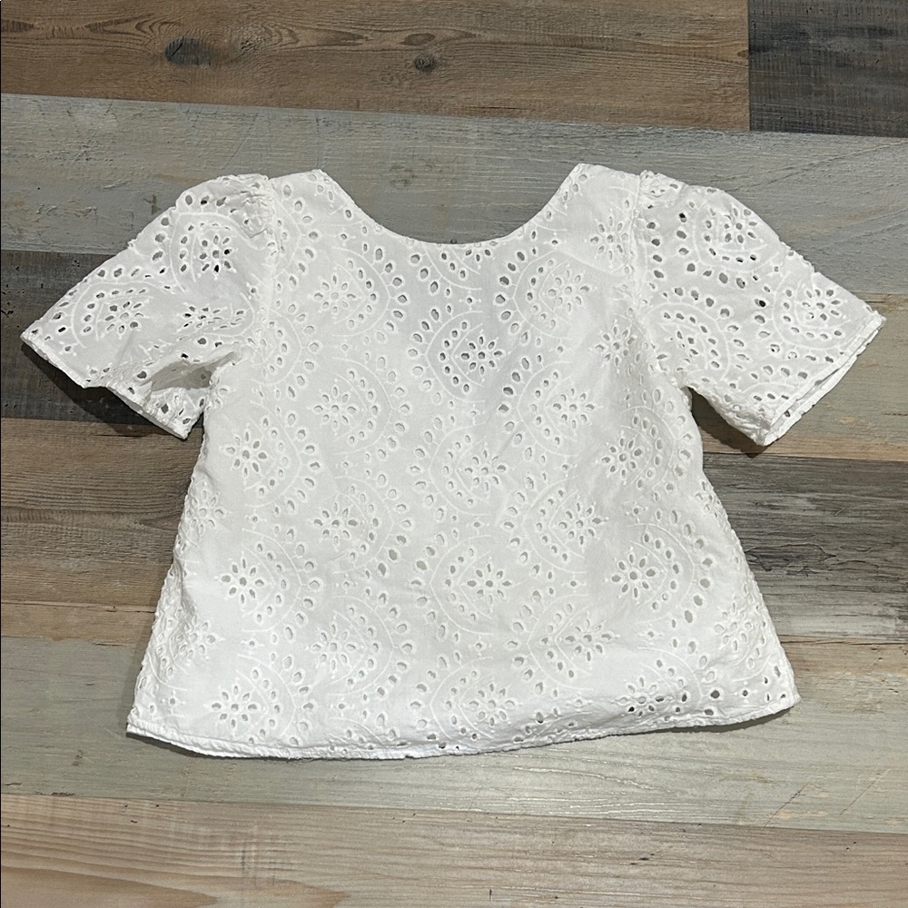 Banana Republic Women’s White Eyelet Blouse Short Sleeve Boxy Cotton Sz XS Chic